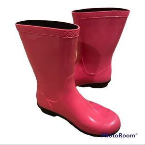 Ugg pink rain boots